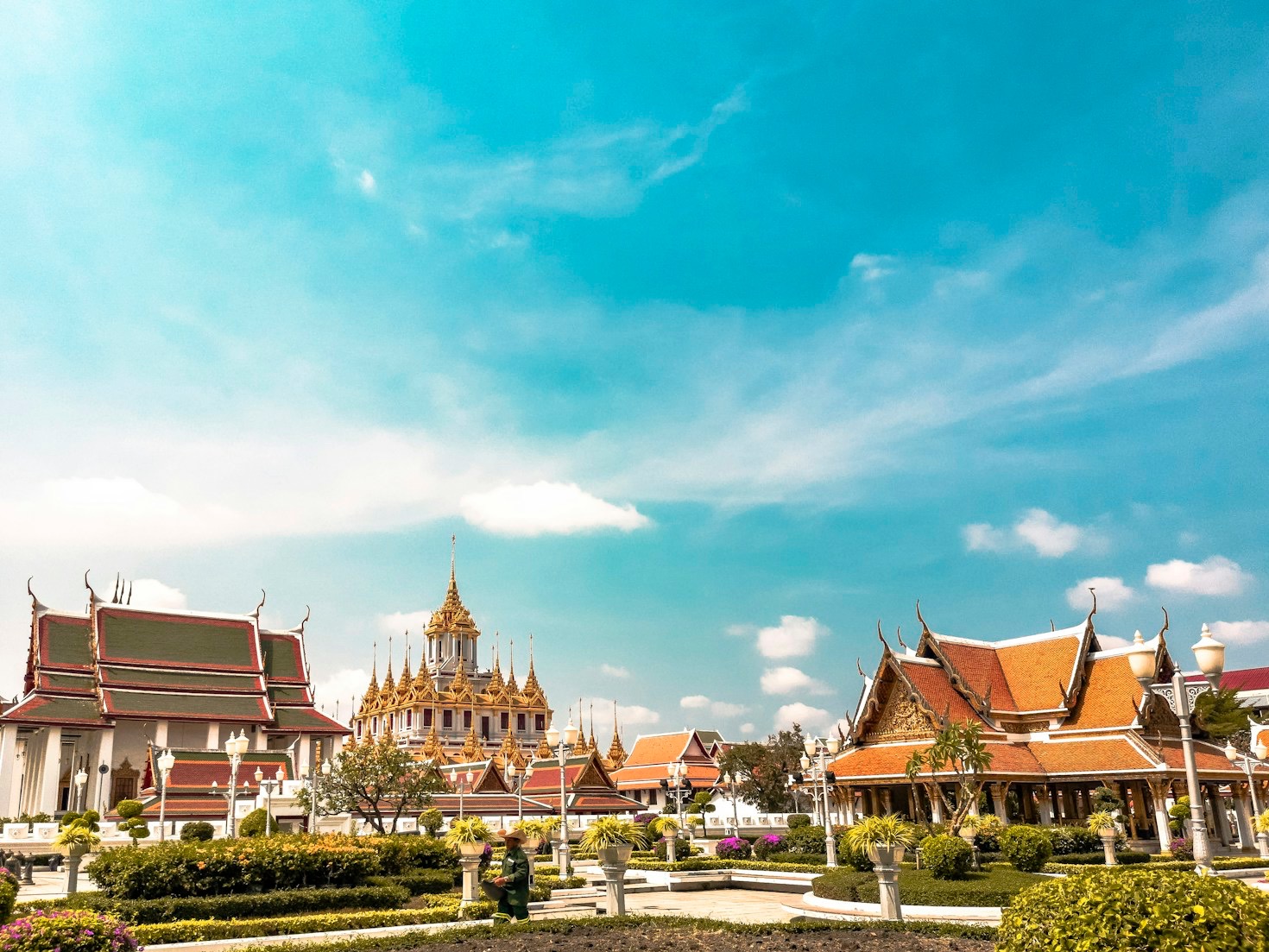 How to Travel Thailand on a Budget